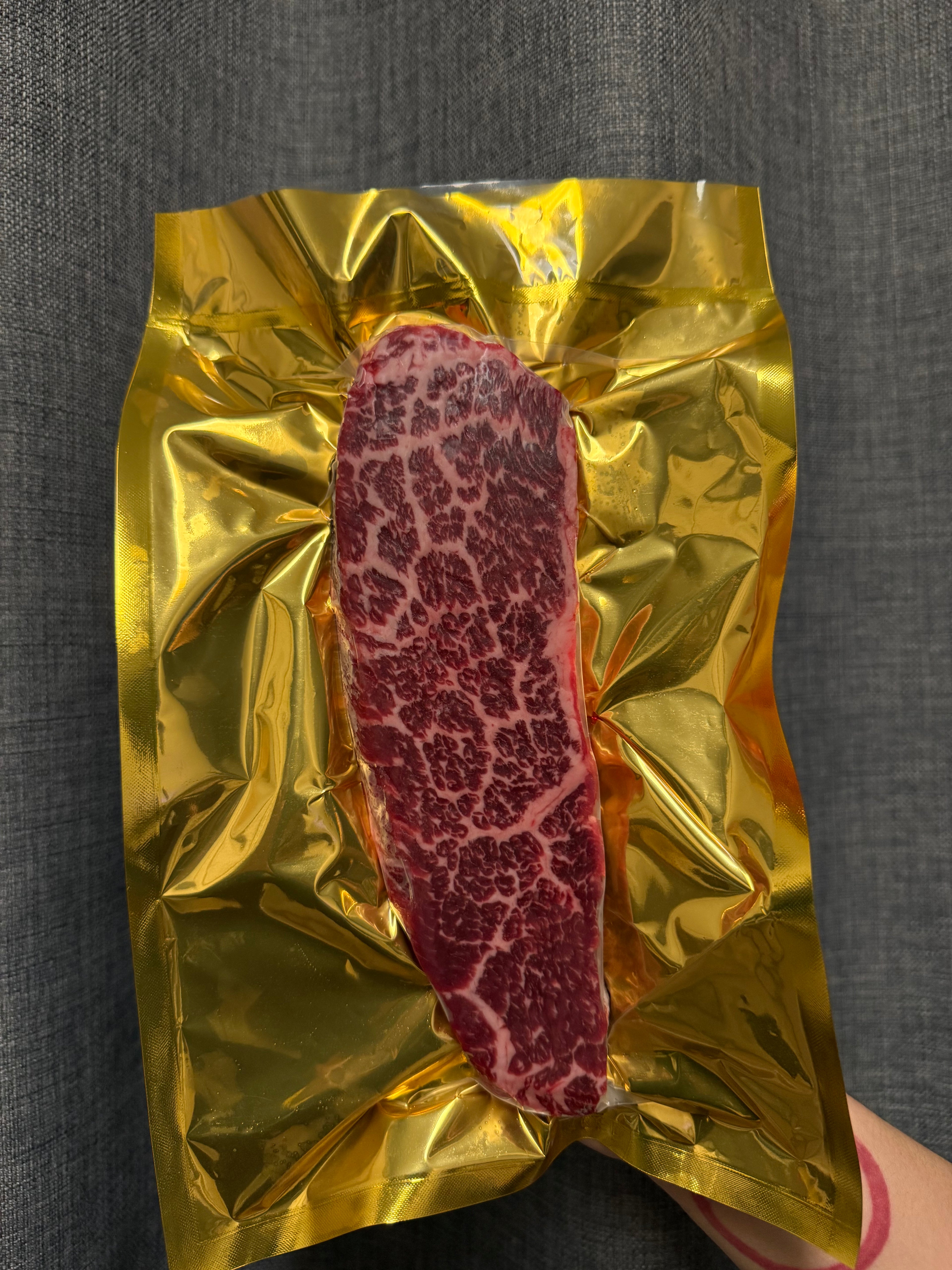 L'Grow | Australian Wagyu | MS 8/9+ | Zabuton (Denver Steak)